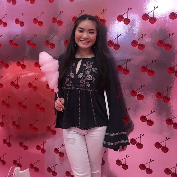 Meet your Posher, Fei - Picture 1 of 1